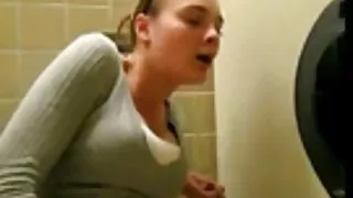 المحررة الدهنية كس سكسي حيوانات وبنات التدليك مع اليدين