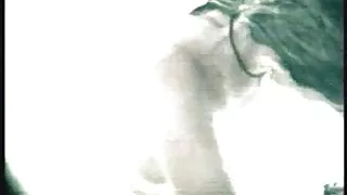 فتاة مص زب سكسي حيوان مع بنت صديقها