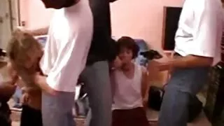 شهدت العاهرة تدليك كس في غرفة فلم سكس بنت وحصان خلع الملابس