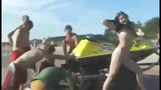 يبتسم فتاة الدهون المصات و الملاعين رجل أسود فلم سكسي بنت مع بنت
