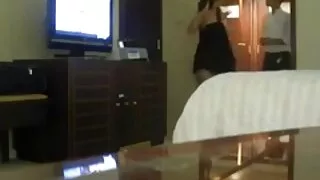 دون تردد ، نشر الرجل سكسي حيوانات و بنات بوسها مع الديك