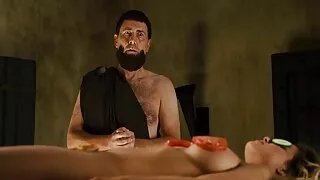 الوليدة ابنة يعطي الجد المتعة مع حساسة اليد سكسي حيوان مع بنت