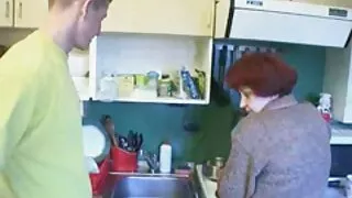أصلع عميد سحبت على سخيف سكس بنت ينيكها حصان هوتي مع الشعر الأحمر