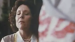 غبي جدا احلا سكس حيوانات بيلا يأخذ ناضجة الديك في فمها